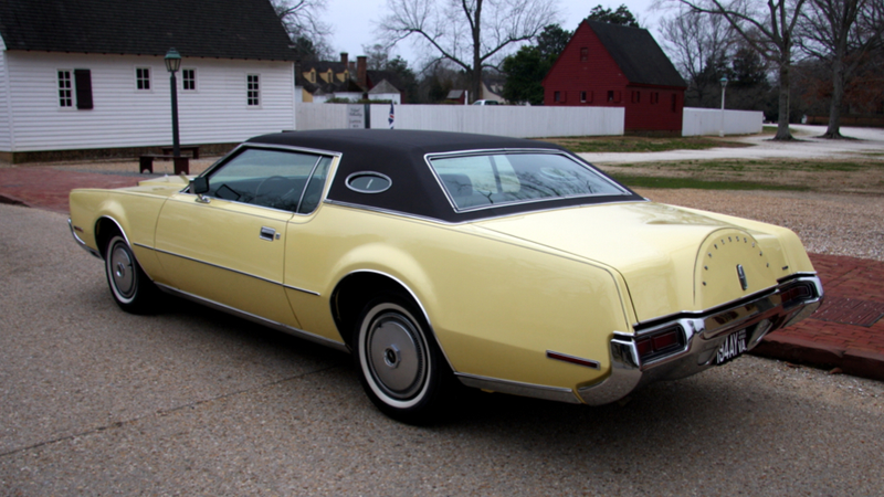 Illustration for article titled 1972 Lincoln Mark IV: The Jalopnik Classic Review